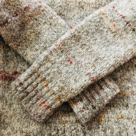 Shrinking Violet Cropped Grey & Warm Colored Sweater - Picture 8 of 8